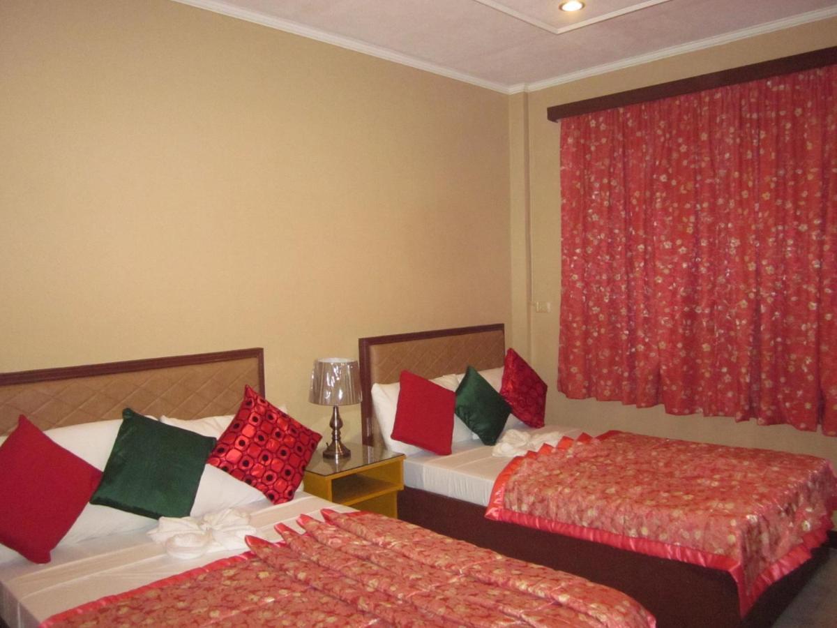Hotel Casa Felipa Laoag Esterno foto