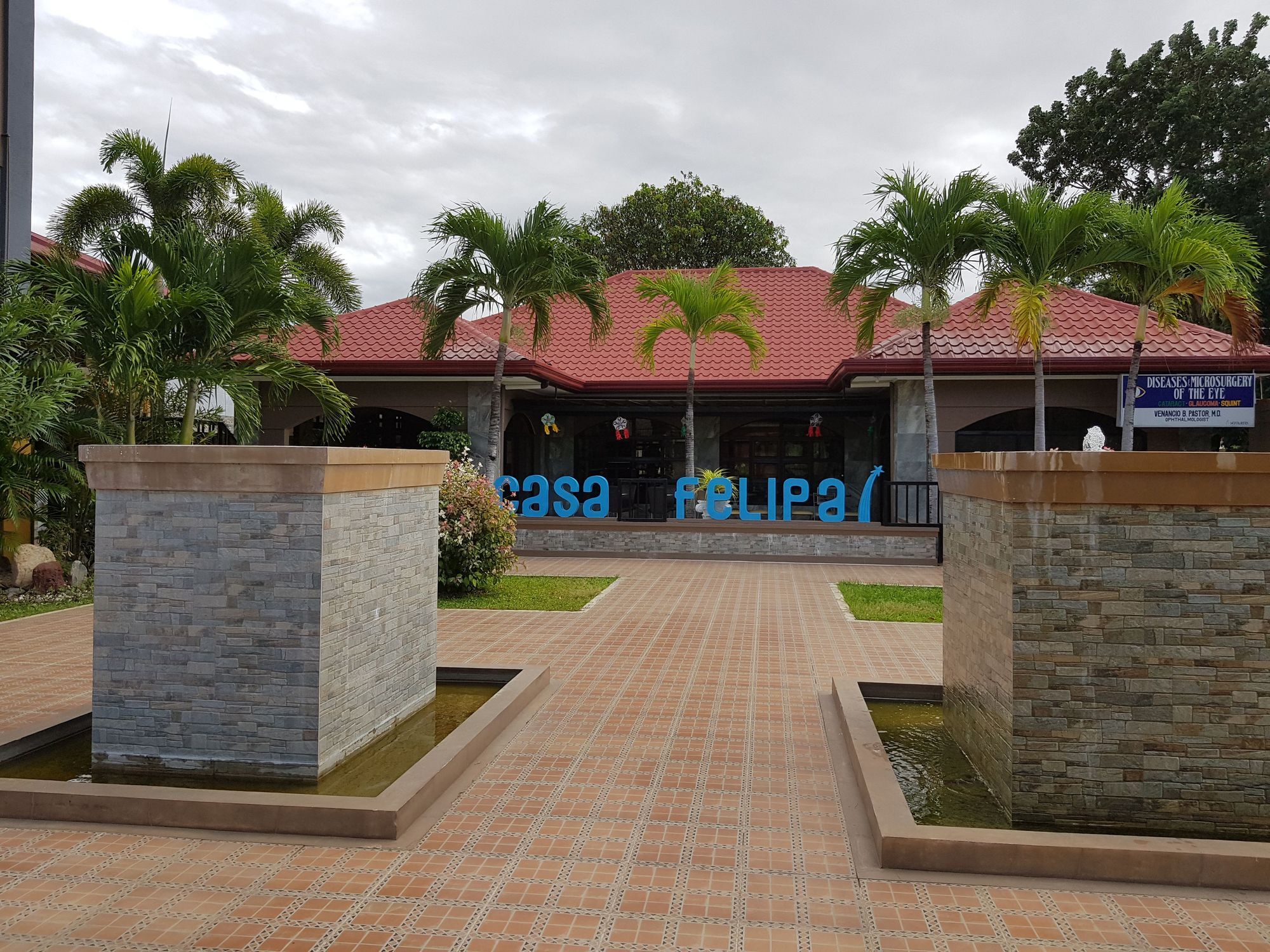 Hotel Casa Felipa Laoag Esterno foto