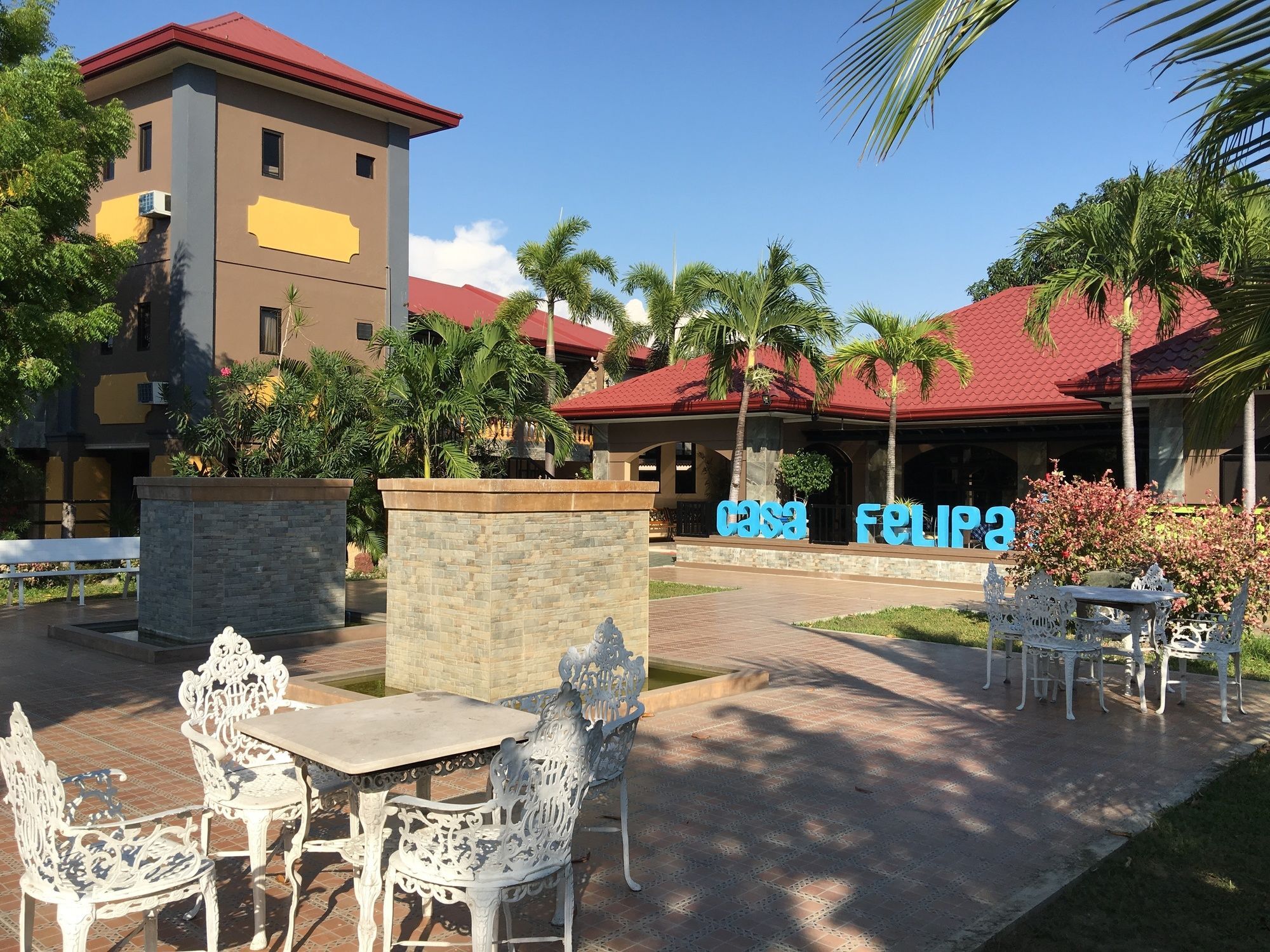 Hotel Casa Felipa Laoag Esterno foto