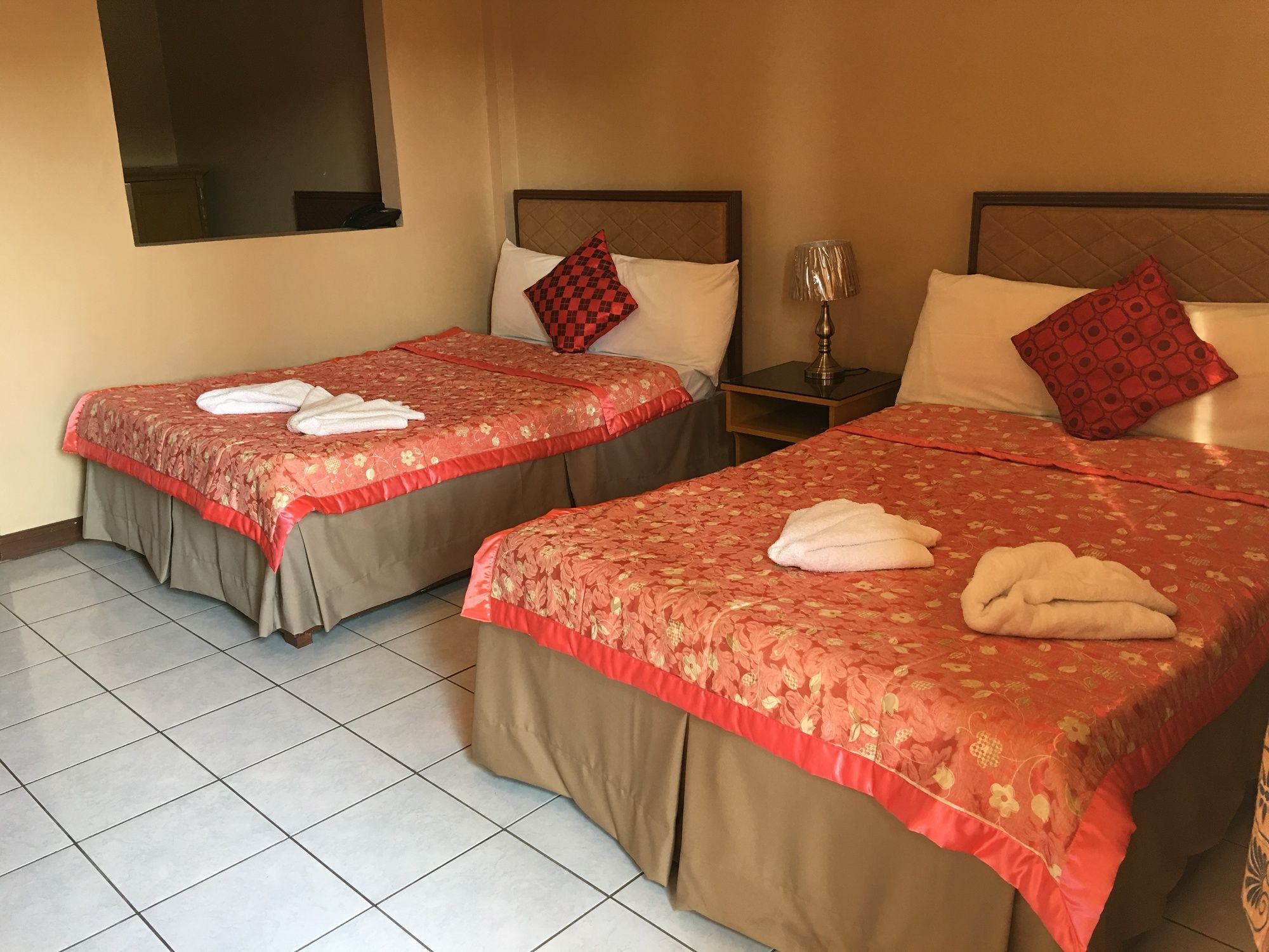 Hotel Casa Felipa Laoag Esterno foto