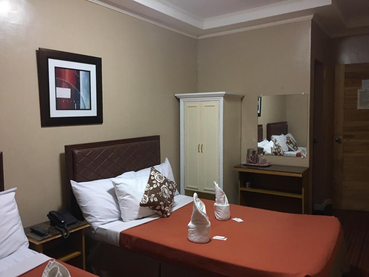 Hotel Casa Felipa Laoag Esterno foto